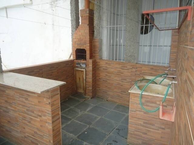 #35 - Casa para  em Carangola - MG - 2