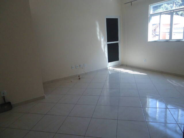 #67 - Apartamento para Locação em Carangola - MG