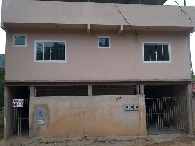 #85 - Apartamento para Locação em Carangola - MG