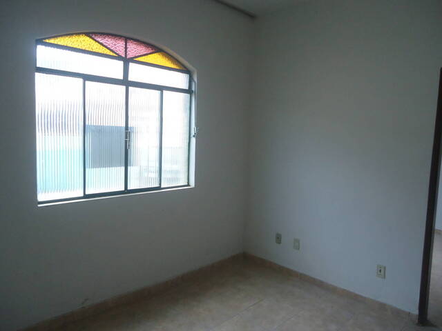 #97 - Casa para Locação em Carangola - MG