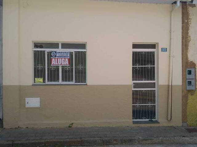 #124 - Casa para Locação em Carangola - MG - 1