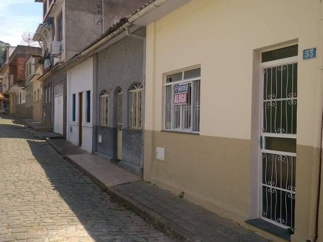 #124 - Casa para Locação em Carangola - MG - 2