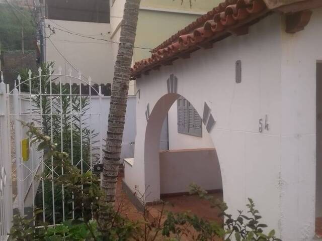 #137 - Casa para Venda em Carangola - MG