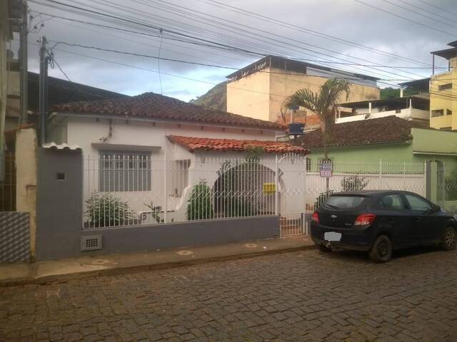 #137 - Casa para Venda em Carangola - MG