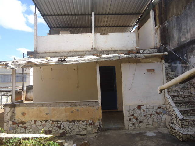 Casa para Venda em Carangola - 5