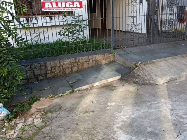 #148 - Casa para Locação em Carangola - MG